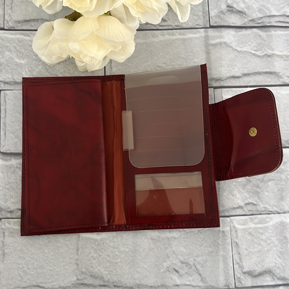 Amity Cowhide burgundy wallet - Picture 4 of 11